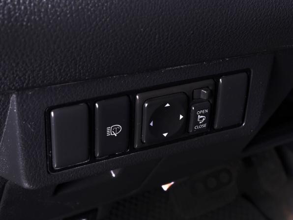 Nissan Tiida I Рестайлинг с пробегом 2010 года, цена 740 000 рублей, 205000 км, седан, Автокод Объявления