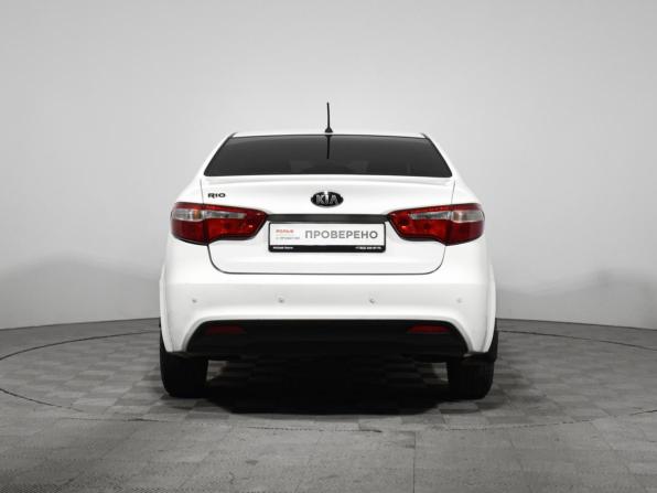 Kia Rio III с пробегом 2015 года, цена 678 900 рублей, 200000 км, седан, Автокод Объявления