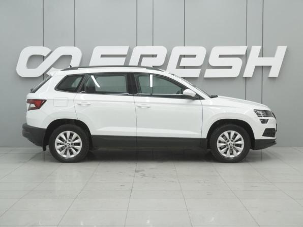 Skoda Karoq I с пробегом 2022 года, цена 2 100 000 рублей, 95466 км, внедорожник, Автокод Объявления