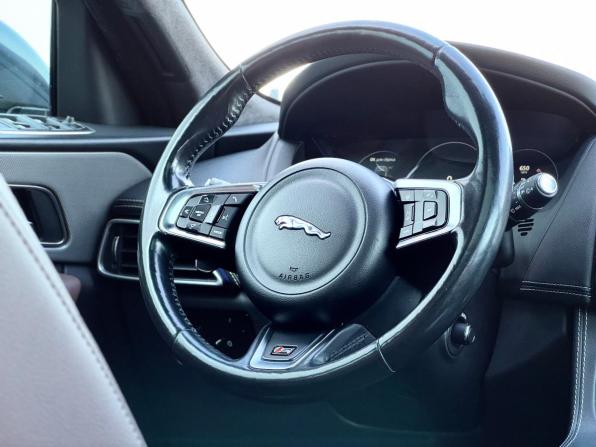 Jaguar F-Pace I с пробегом 2016 года, цена 2 800 000 рублей, 147935 км, внедорожник, Автокод Объявления