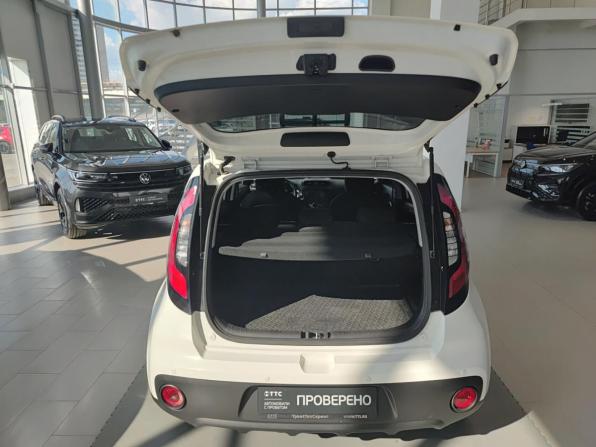 Kia Soul II Рестайлинг с пробегом 2018 года, цена 1 813 000 рублей, 53905 км, хэтчбек, Автокод Объявления