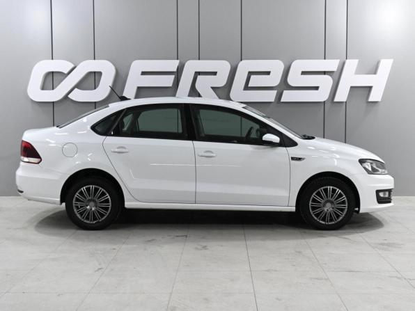 Volkswagen Polo V Рестайлинг с пробегом 2020 года, цена 1 449 040 рублей, 87684 км, седан, Автокод Объявления