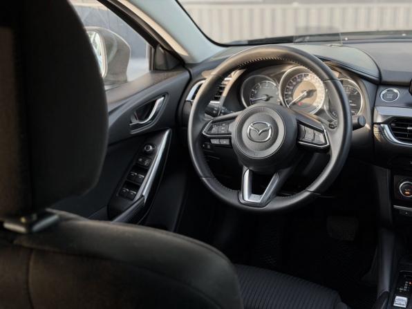 Mazda 6 III (GJ) Рестайлинг с пробегом 2017 года, цена 1 799 000 рублей, 165578 км, седан, Автокод Объявления