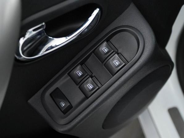 Nissan Terrano III (D10) с пробегом 2017 года, цена 1 479 077 рублей, 143939 км, внедорожник, Автокод Объявления