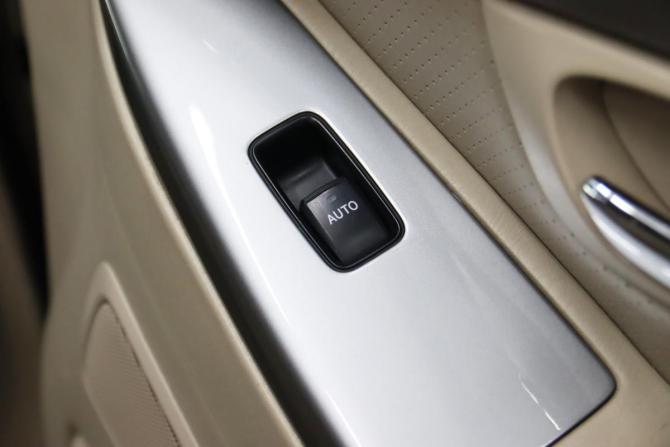 Toyota Land Cruiser Prado 120 Series с пробегом 2004 года, цена 1 665 650 рублей, 333503 км, внедорожник, Автокод Объявления