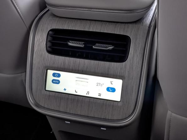 Exeed Exlantix ET с пробегом 2025 года, цена 4 990 000 рублей, 25377 км, внедорожник, Автокод Объявления