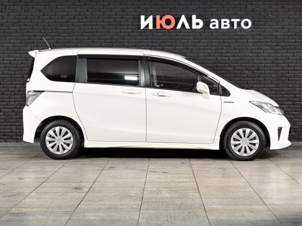 Honda Freed I Рестайлинг с пробегом 2012 года, цена 1 270 000 рублей, 149399 км, компактвэн, Автокод Объявления