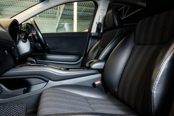 Honda Vezel I с пробегом 2014 года, цена 1 299 000 рублей, 161507 км, внедорожник, Автокод Объявления