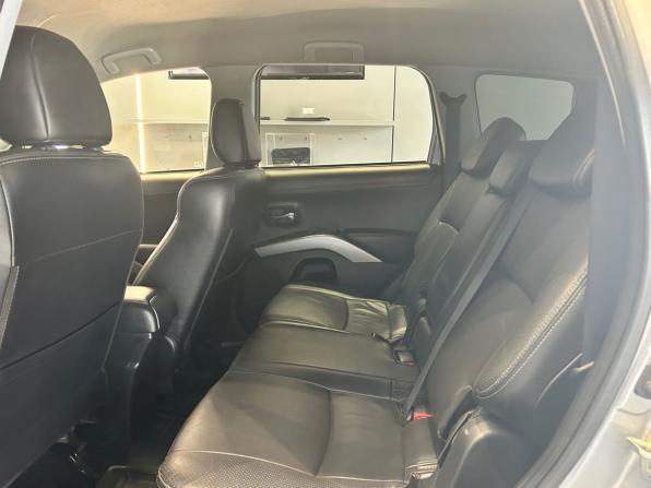 Mitsubishi Outlander II Рестайлинг с пробегом 2010 года, цена 1 160 000 рублей, 192319 км, внедорожник, Автокод Объявления