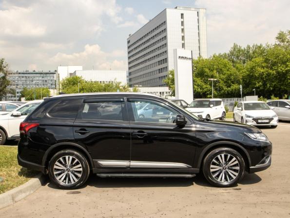 Mitsubishi Outlander III Рестайлинг 3 с пробегом 2021 года, цена 2 098 000 рублей, 114166 км, внедорожник, Автокод Объявления