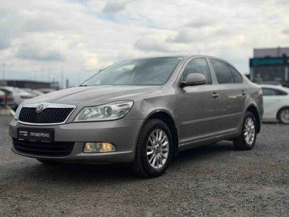 Skoda Octavia II (A5) Рестайлинг с пробегом 2012 года, цена 725 000 рублей, 195607 км, лифтбек, Автокод Объявления