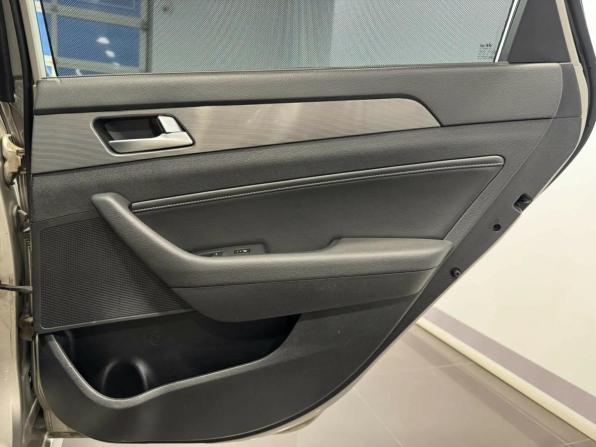 Hyundai Sonata VII (LF) Рестайлинг с пробегом 2018 года, цена 1 660 000 рублей, 168104 км, седан, Автокод Объявления