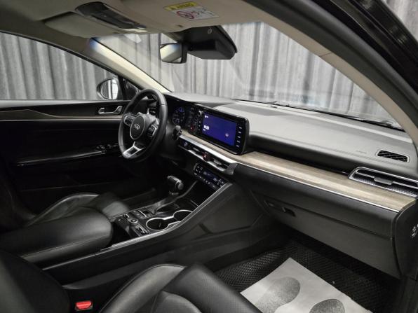 Kia K5 III с пробегом 2021 года, цена 2 290 000 рублей, 117000 км, седан, Автокод Объявления