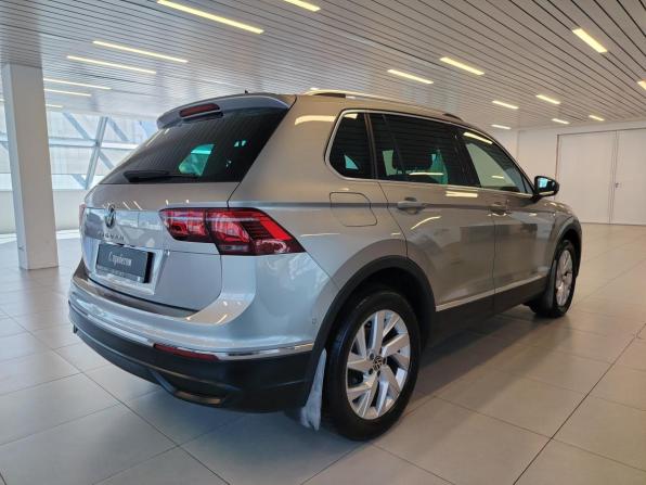 Volkswagen Tiguan II Рестайлинг с пробегом 2021 года, цена 1 999 000 рублей, 176862 км, внедорожник, Автокод Объявления