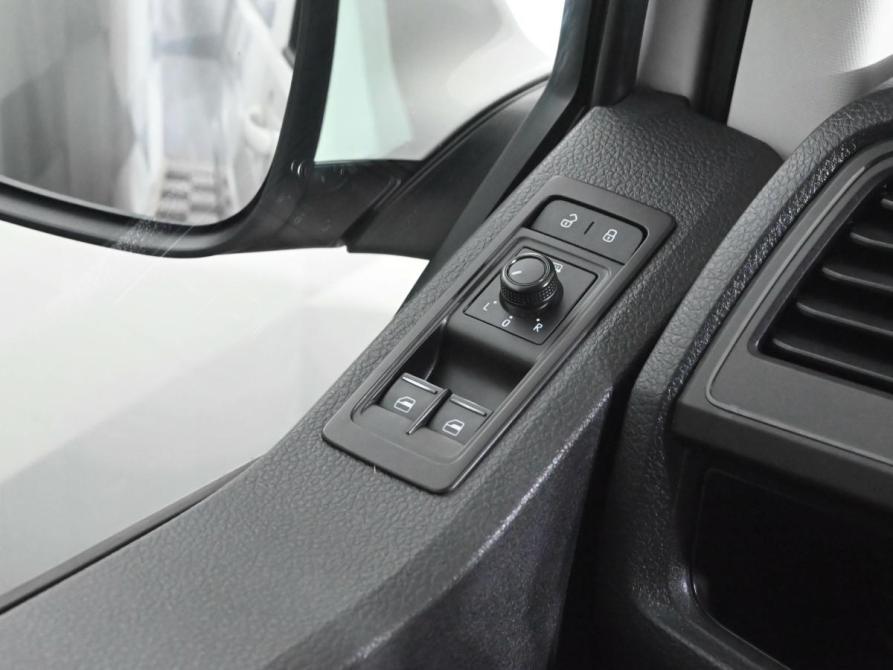 Volkswagen Caravelle T6 Екатеринбург  - изображение 15