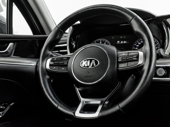 Kia K5 III с пробегом 2021 года, цена 2 085 000 рублей, 180518 км, седан, Автокод Объявления