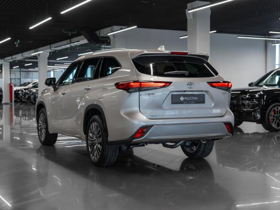 Toyota Highlander IV (XU70) Москва  - изображение 4