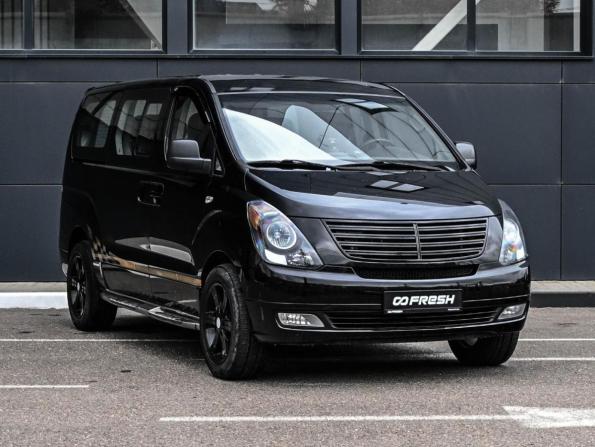 Hyundai Grand Starex I