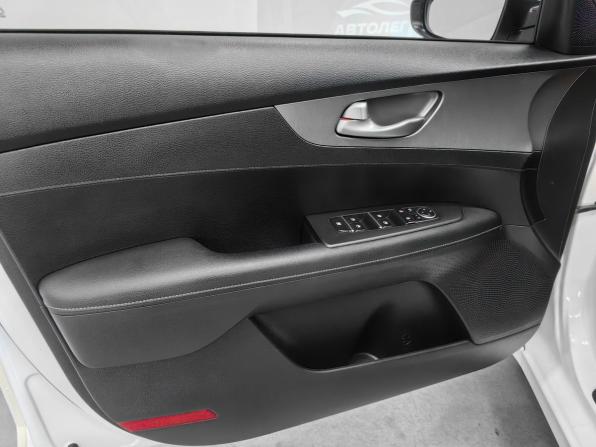Kia K3 II с пробегом 2019 года, цена 1 925 000 рублей, 80787 км, седан, Автокод Объявления