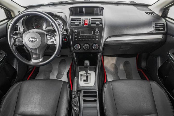 Subaru XV I с пробегом 2012 года, цена 1 399 000 рублей, 215000 км, внедорожник, Автокод Объявления