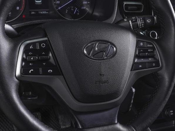 Hyundai Solaris II Рестайлинг с пробегом 2021 года, цена 1 625 000 рублей, 116302 км, седан, Автокод Объявления