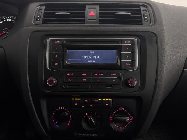 Volkswagen Jetta VI с пробегом 2013 года, цена 1 080 000 рублей, 133300 км, седан, Автокод Объявления