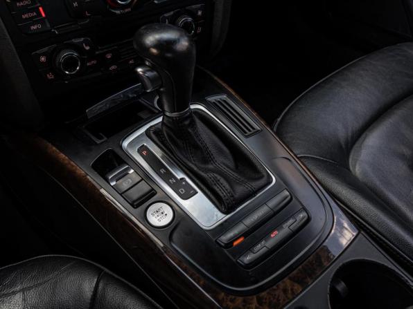 Audi A5 I (8T) с пробегом 2010 года, цена 1 120 000 рублей, 255743 км, лифтбек, Автокод Объявления