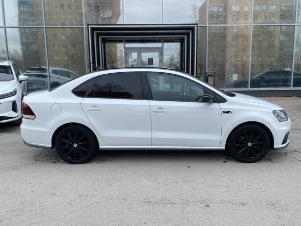 Volkswagen Polo V Рестайлинг с пробегом 2018 года, цена 1 450 000 рублей, 97779 км, седан, Автокод Объявления