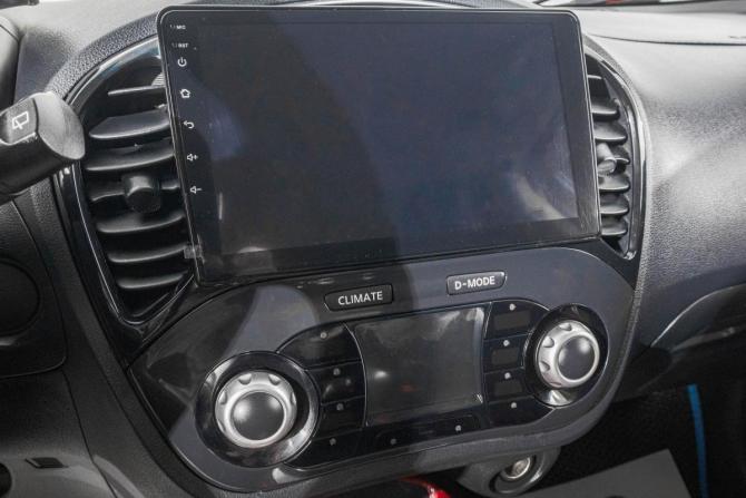Nissan Juke I с пробегом 2012 года, цена 999 000 рублей, 200000 км, внедорожник, Автокод Объявления