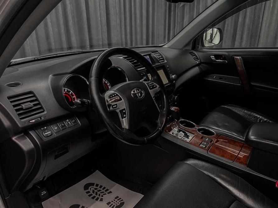 Toyota Highlander II (XU40) Рестайлинг Красноярск  - изображение 8