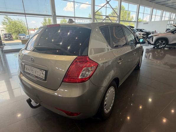 Kia Ceed I Рестайлинг с пробегом 2010 года, цена 695 000 рублей, 150000 км, хэтчбек, Автокод Объявления