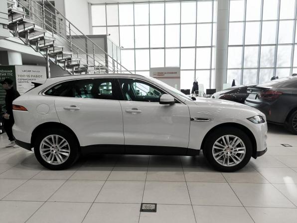 Jaguar F-Pace I с пробегом 2017 года, цена 2 550 000 рублей, 107596 км, внедорожник, Автокод Объявления