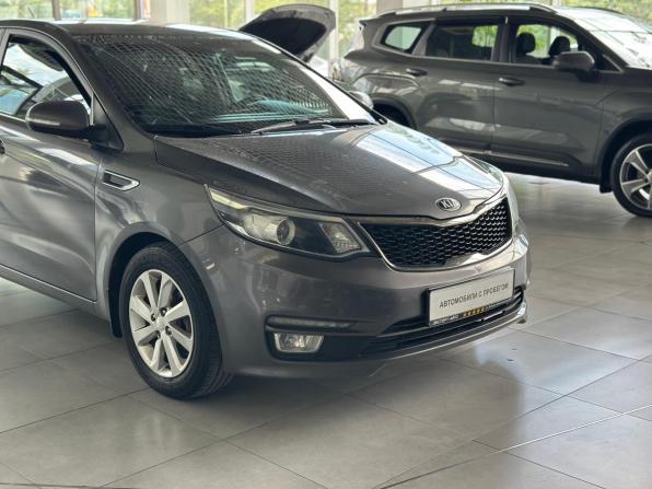 Kia Rio III Рестайлинг с пробегом 2015 года, цена 1 079 000 рублей, 113000 км, седан, Автокод Объявления