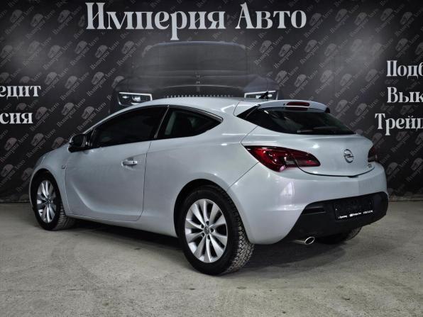 Opel Astra J Рестайлинг с пробегом 2012 года, цена 800 000 рублей, 89000 км, хэтчбек, Автокод Объявления