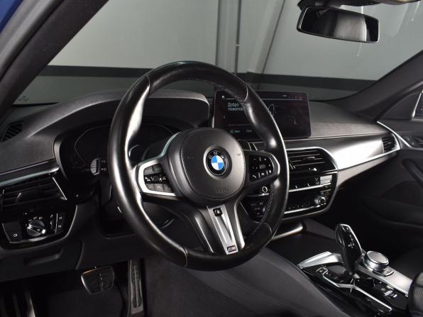 BMW 5 серии VII (G30/G31/G38) Рестайлинг с пробегом 2021 года, цена 4 949 995 рублей, 74917 км, седан, Автокод Объявления