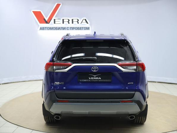 Toyota RAV4 V (XA50) с пробегом 2021 года, цена 3 090 000 рублей, 156189 км, внедорожник, Автокод Объявления