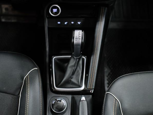 Renault Kaptur I Рестайлинг с пробегом 2021 года, цена 1 552 000 рублей, 110191 км, внедорожник, Автокод Объявления