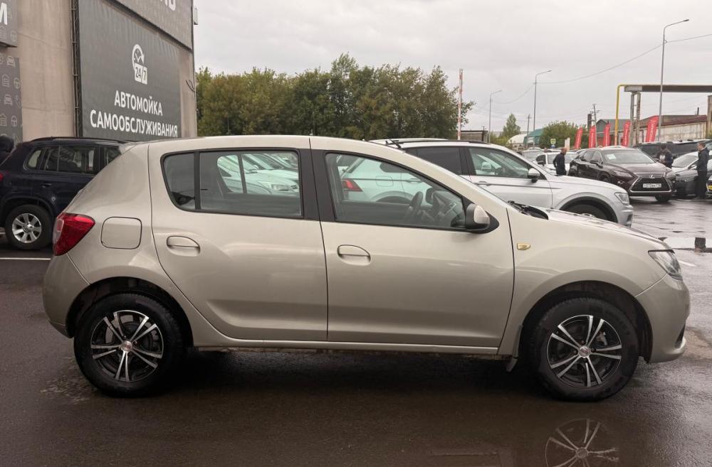 Renault Sandero II Альметьевск  - изображение 8