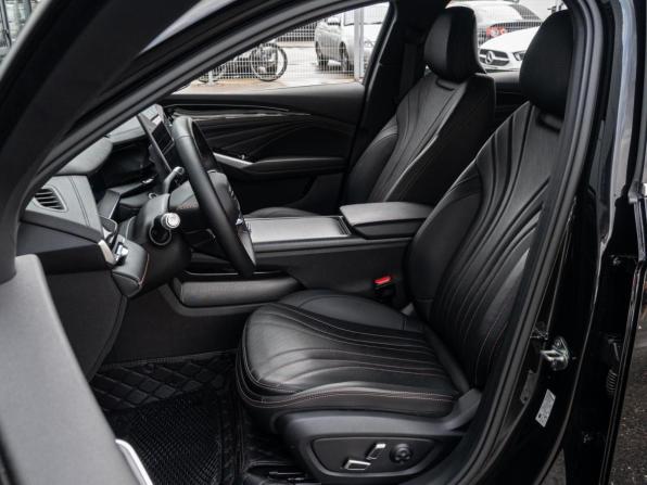Geely Preface I с пробегом 2024 года, цена 2 500 000 рублей, 27155 км, седан, Автокод Объявления