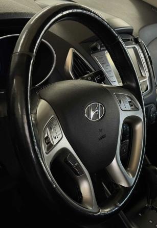 Hyundai ix35 I Рестайлинг с пробегом 2013 года, цена 1 385 000 рублей, 139224 км, внедорожник, Автокод Объявления