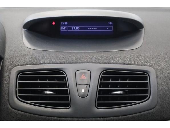 Renault Fluence I Рестайлинг с пробегом 2013 года, цена 802 100 рублей, 132299 км, седан, Автокод Объявления