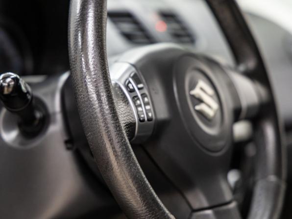 Suzuki SX4 I (Classic) Рестайлинг с пробегом 2012 года, цена 948 000 рублей, 181344 км, хэтчбек, Автокод Объявления