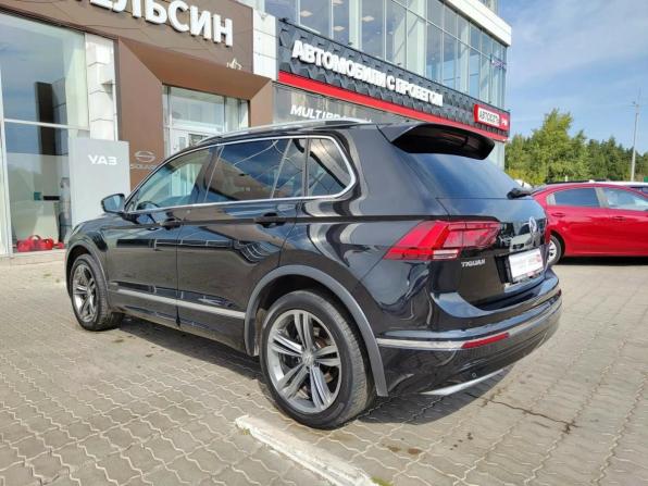 Volkswagen Tiguan II с пробегом 2018 года, цена 2 589 893 рубля, 184784 км, внедорожник, Автокод Объявления