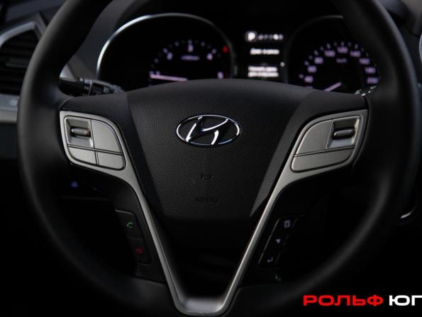 Hyundai Santa Fe III Рестайлинг с пробегом 2017 года, цена 1 998 000 рублей, 301732 км, внедорожник, Автокод Объявления