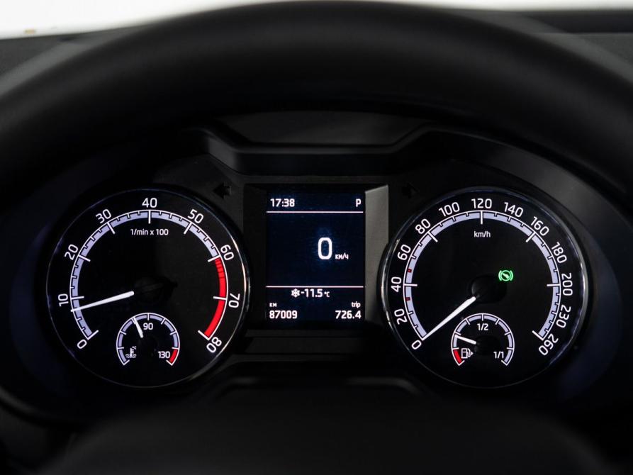 Skoda Octavia III (A7) Рестайлинг Иркутск  - изображение 10