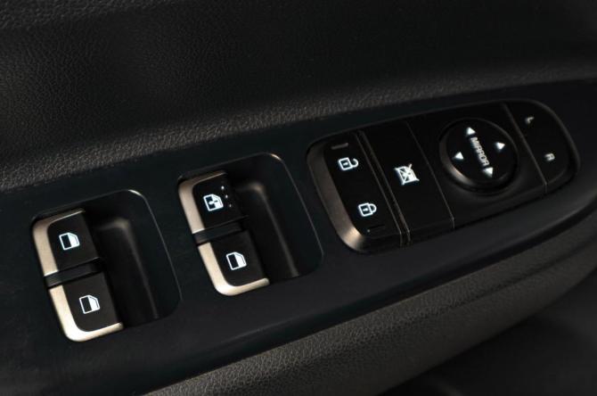 Kia Rio IV с пробегом 2019 года, цена 1 419 000 рублей, 156590 км, седан, Автокод Объявления