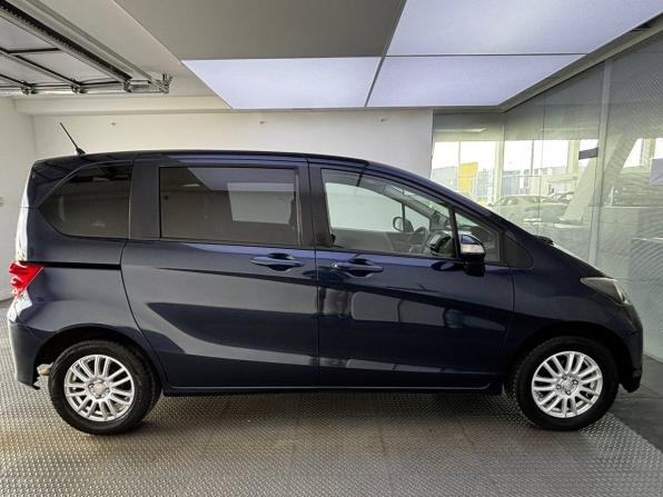 Honda Freed I с пробегом 2010 года, цена 1 150 000 рублей, 165000 км, компактвэн, Автокод Объявления