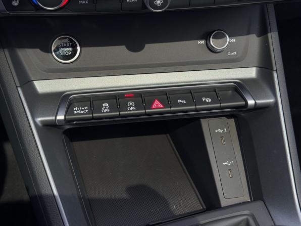 Audi Q3 II (F3) с пробегом 2026 года, цена 3 850 000 рублей, 25 км, внедорожник, Автокод Объявления