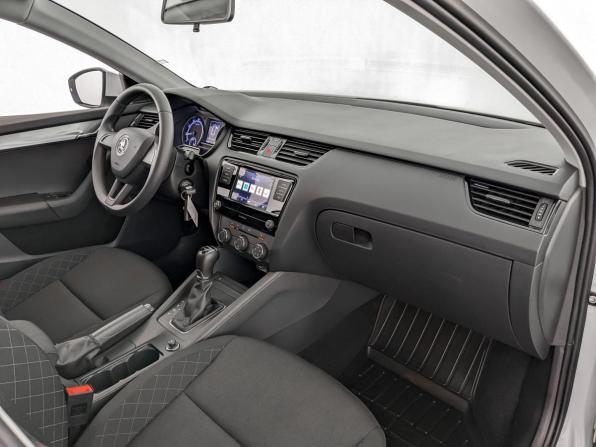 Skoda Octavia III (A7) Рестайлинг с пробегом 2020 года, цена 1 855 000 рублей, 60224 км, лифтбек, Автокод Объявления