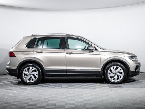 Volkswagen Tiguan II Рестайлинг с пробегом 2021 года, цена 3 560 000 рублей, 90052 км, внедорожник, Автокод Объявления